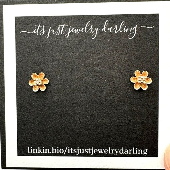 Womens Earrings 14K Yellow Gold Diamond Flower Studs Pierced Gift Idea for Her - Picture 3 of 5